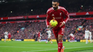 كاراجر ينتقد صلاح: كلامه يقتصر على تجديد عقده فقط